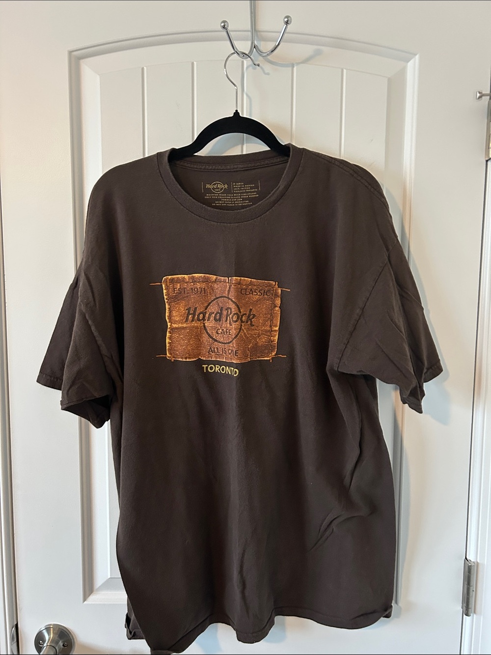 Hard Rock Cafe Brown Tee with Orange Toronto Graphic